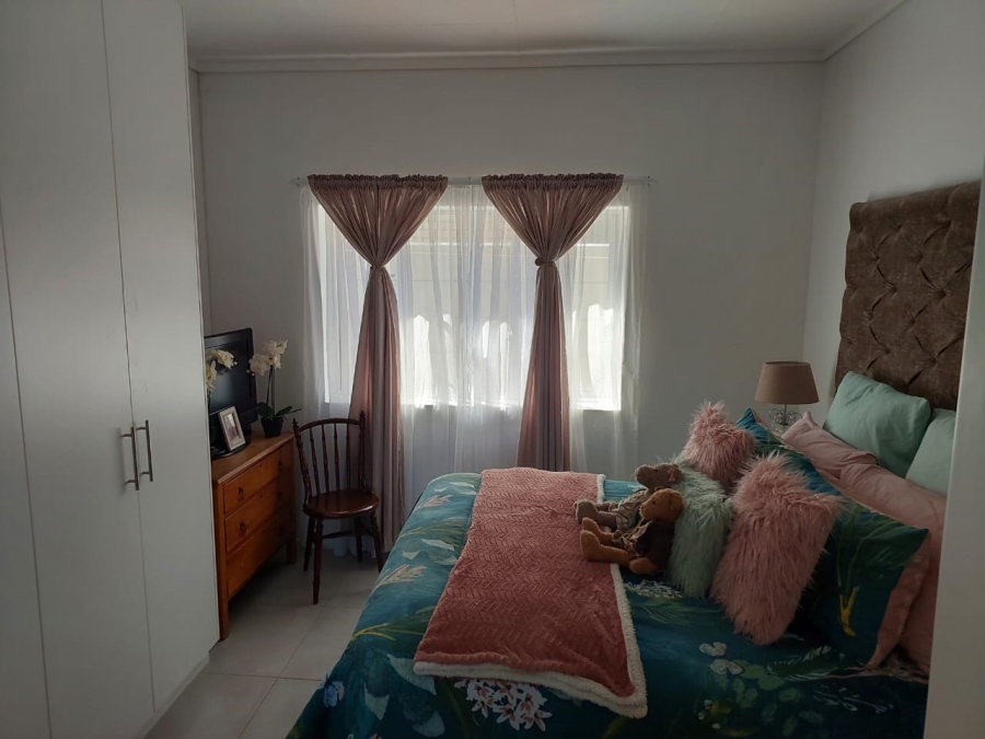 To Let 2 Bedroom Property for Rent in Mooikloof Country Estate Western Cape